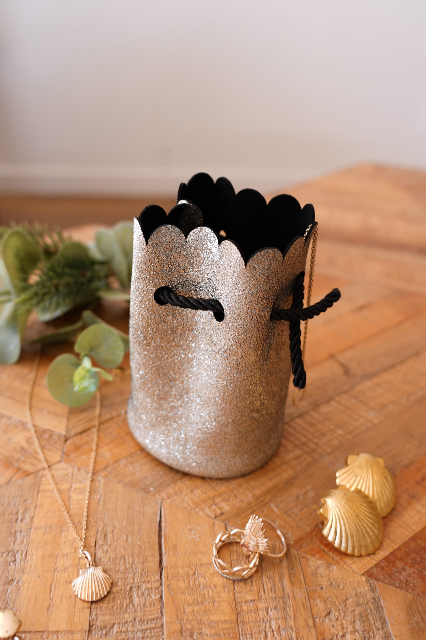 Tutoriel CRICUT Une Mini Bourse en cuir • Atelier Miinsa